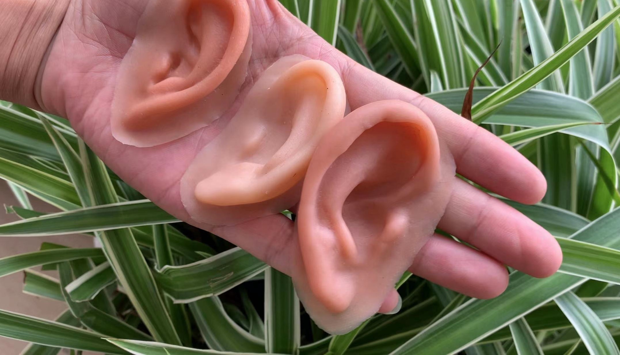 人體硅膠原料什么硬度比較好？