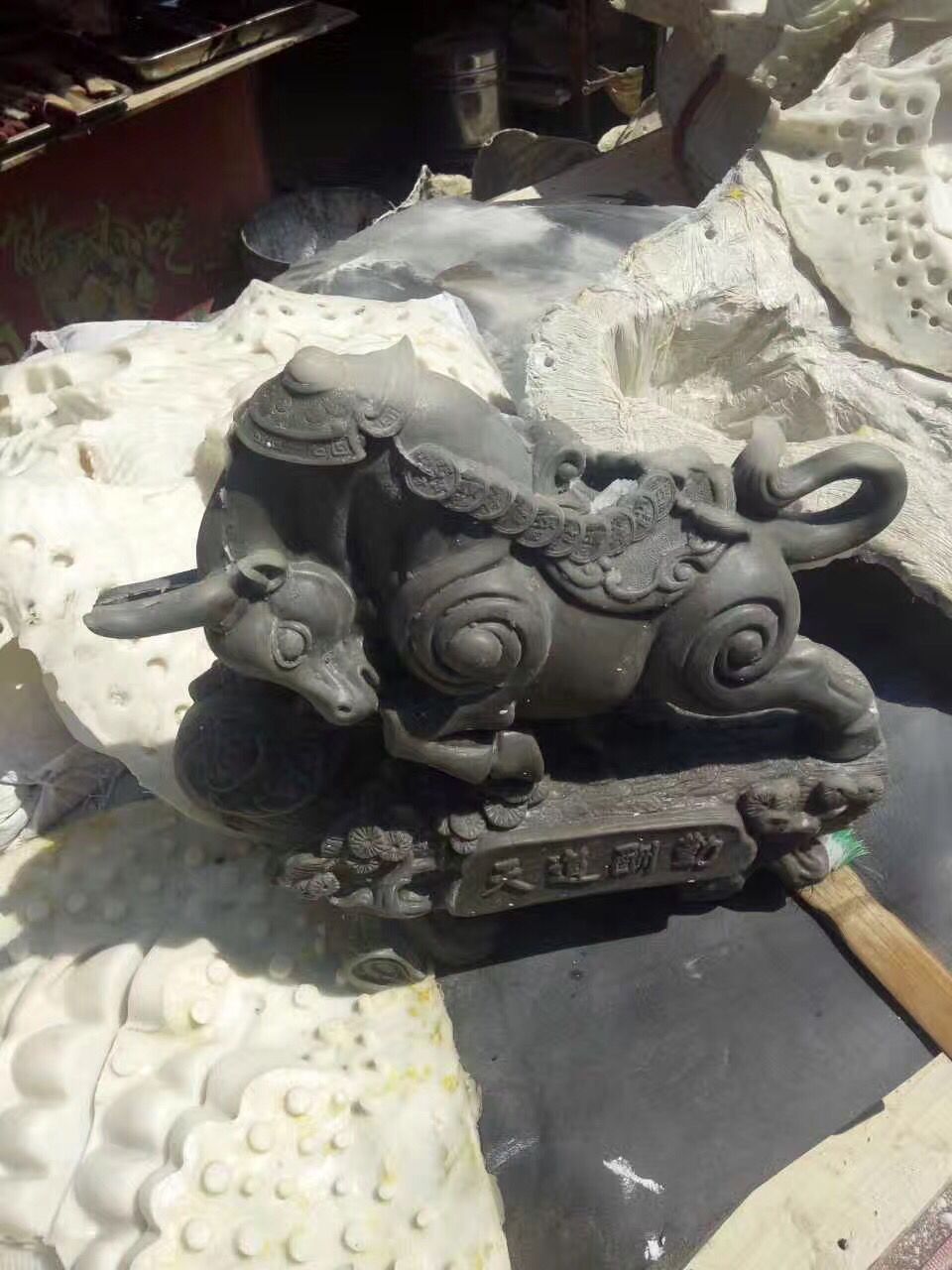 如何使用工業級模具硅膠制作模具？