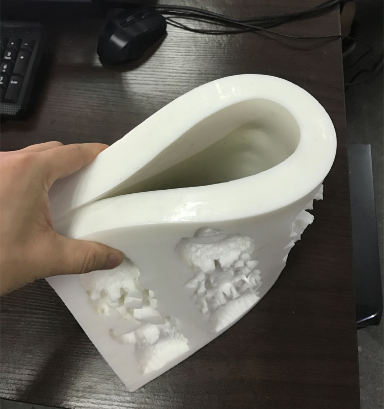 什么原因導致模具硅膠產品變形你知道嗎 ？