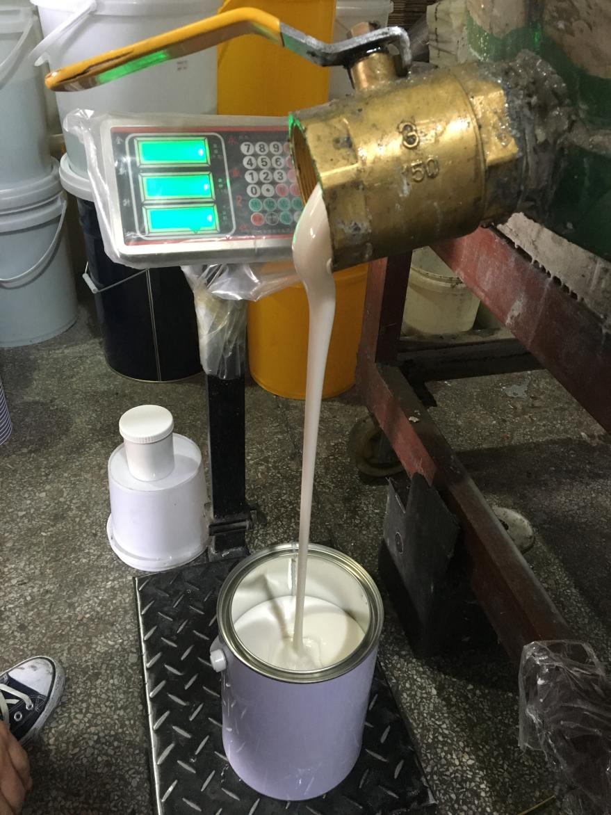 液態硅膠產品出現流紋路的原因是什么？